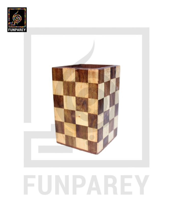 Accessory Jar Square Shaped with Checkered Design