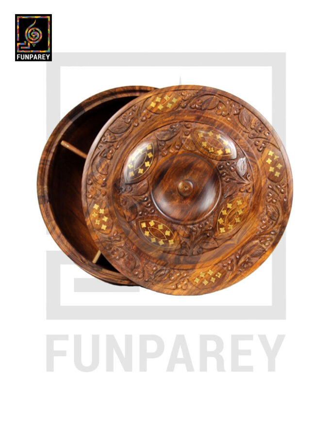 Hand Carved Wooden Hot Pot 12" With Brass Work and Partition Maker - Image 5
