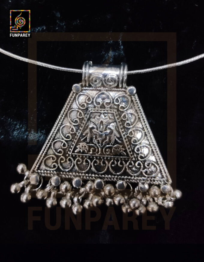 Oxidized Metal Jewelry Pendant "Aztec"