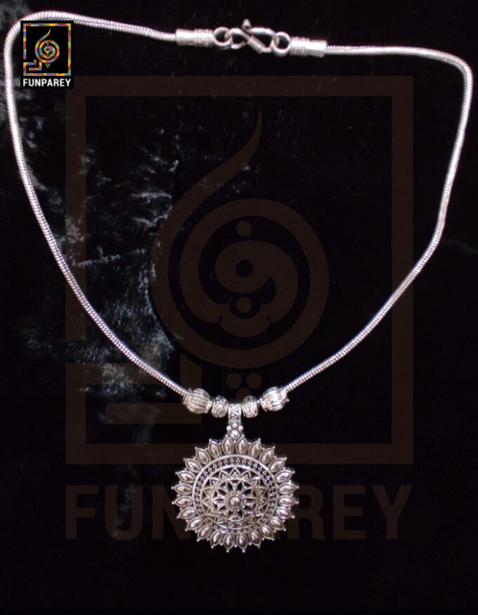 Oxidized Metal Jewelry Pendant "Morning Star" - Image 2