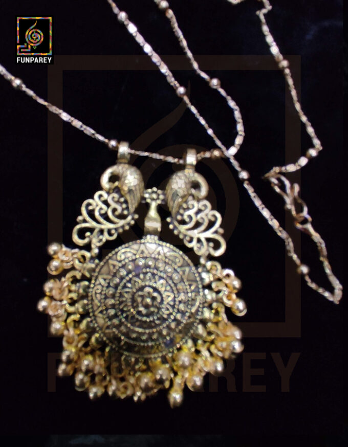 Oxidized Metal Jewelry Pendant "Aurum Star" - Image 3