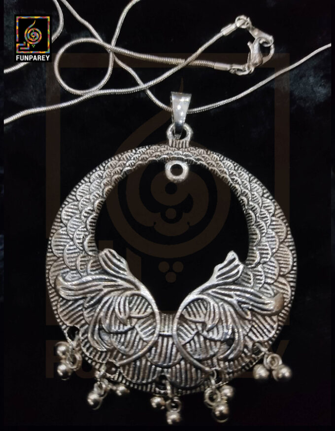 Oxidized Metal Jewelry Pendant "Crescent" - Image 3