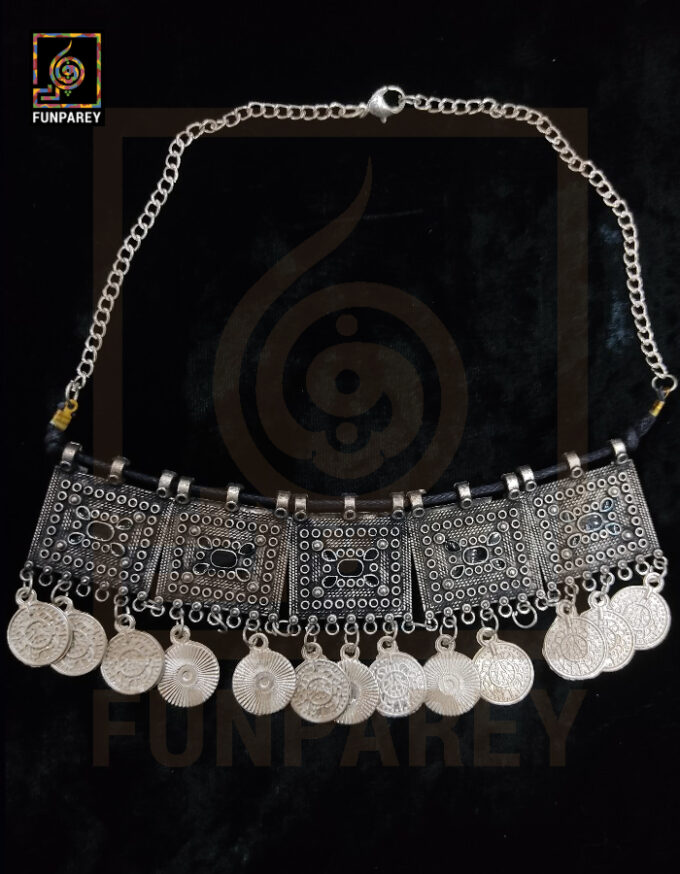 Oxidized Metal Jewelry Choker "Stygian"