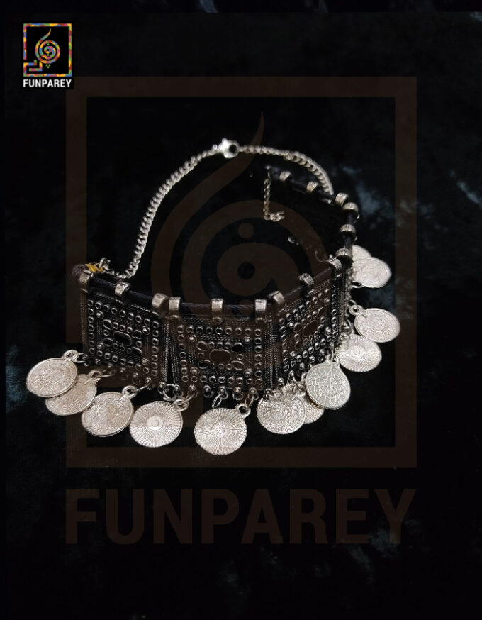 Oxidized Metal Jewelry Choker "Stygian" - Image 4