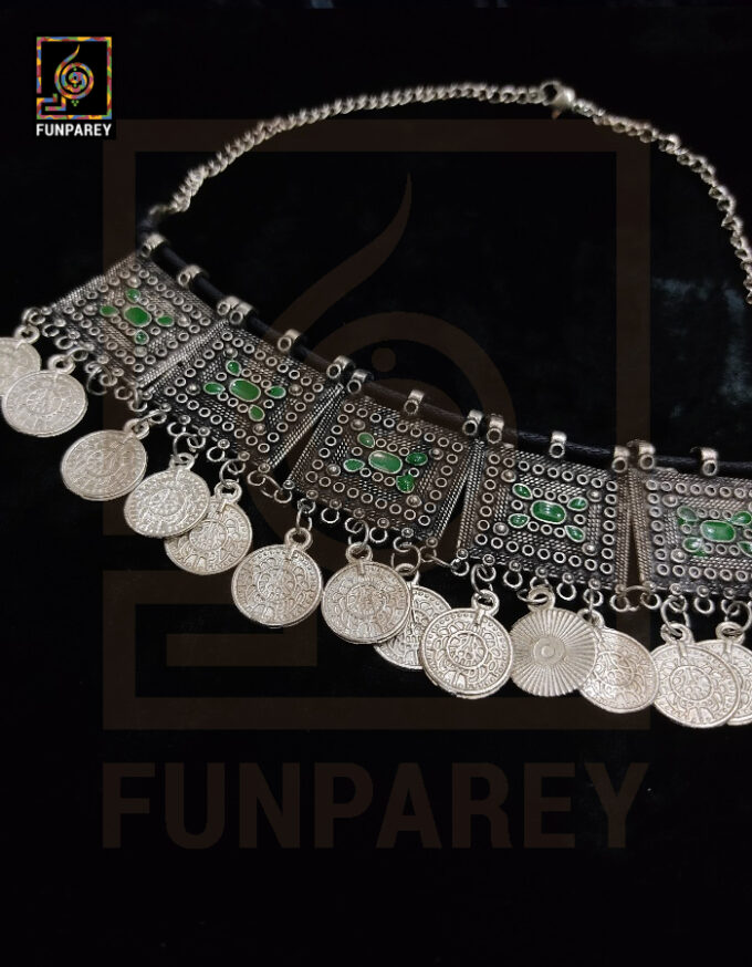 Oxidized Metal Jewelry Choker "Jadeite" - Image 2