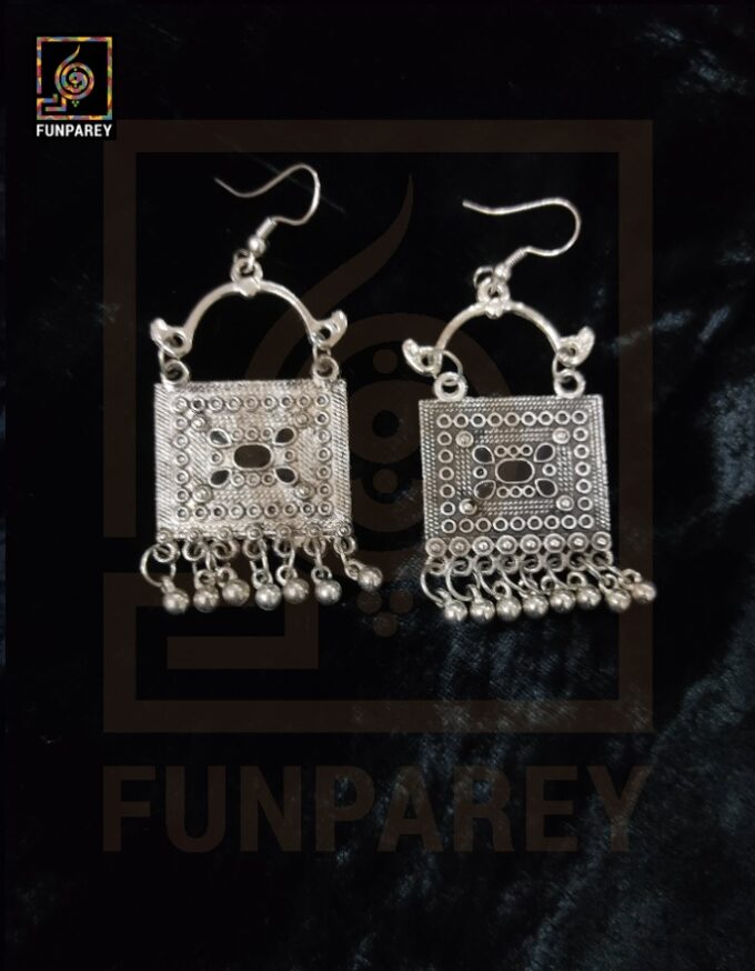 Oxidized Metal Jewelry Choker Set "Stygian Fair" - Image 3