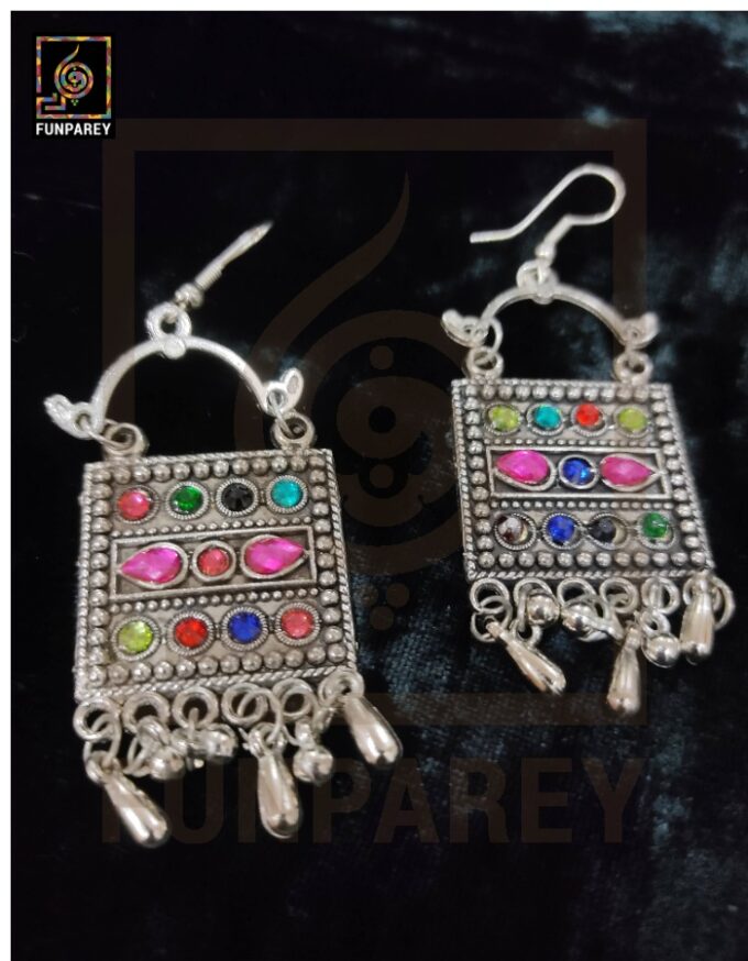 Oxidized Metal Earrings "Demuric"
