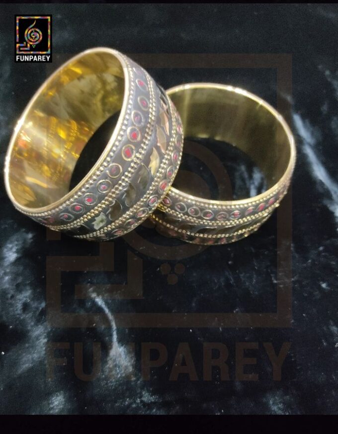 Ethnic Tribal Metallic Heavy Bangle Pair "Rubeus"
