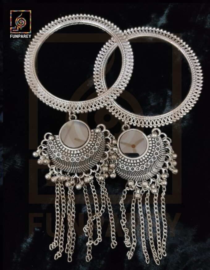 Tribal Oxidized Metal Heavy Trailing Bangles "Lucent"