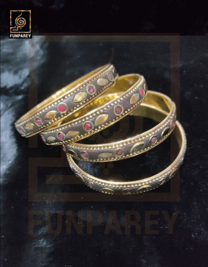 Ethnic Tribal Metallic Sleek Bangle Set "Rubeus" - Image 4