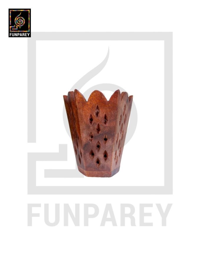 Hand Carved Accessory Jar Old Fashioned - Image 3