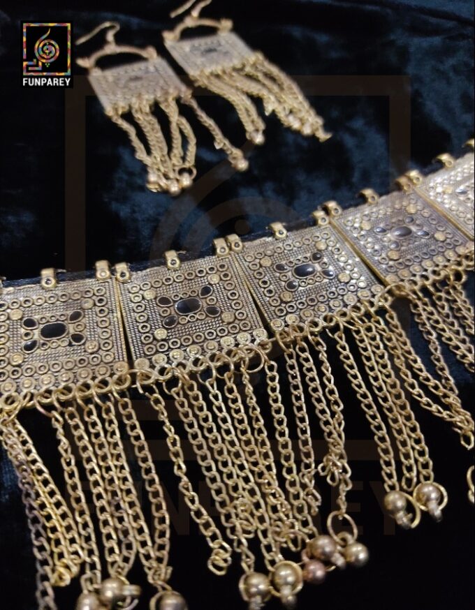 Oxidized Metal Jewelry Choker Set "Stygian Auric" - Image 2