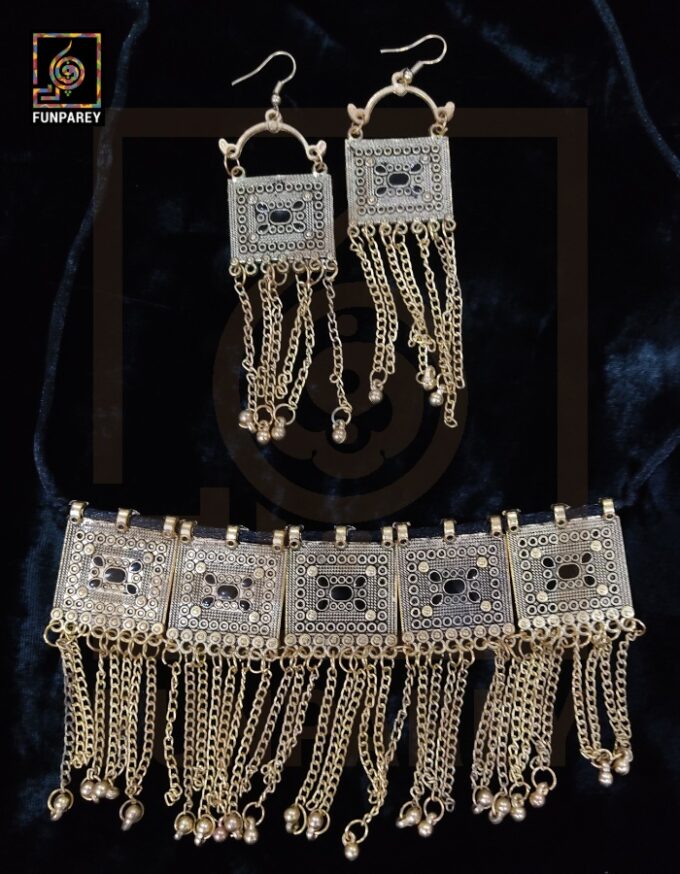 Oxidized Metal Jewelry Choker Set "Stygian Auric" - Image 5