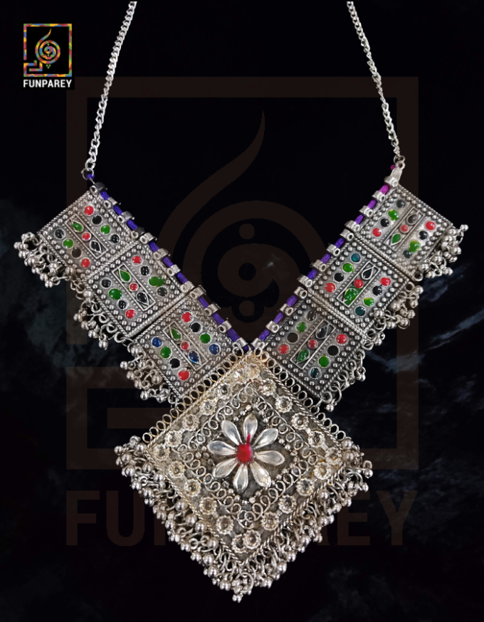 Oxidized Metal Jewelry Choker "Parma"