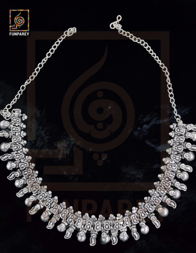 Oxidized Metal Tribal Necklace "Ebullience" - Image 5