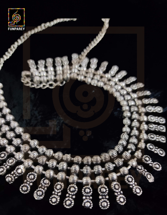 Oxidized Metal Tribal Necklace "Halcyon" - Image 5
