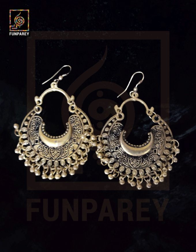 Ethnic Tribal Metallic Earrings "Bequest Auric" - Image 6