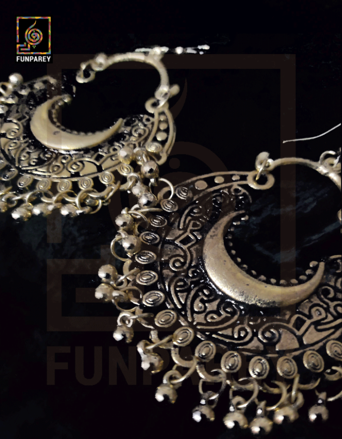 Ethnic Tribal Metallic Earrings "Bequest Auric" - Image 3