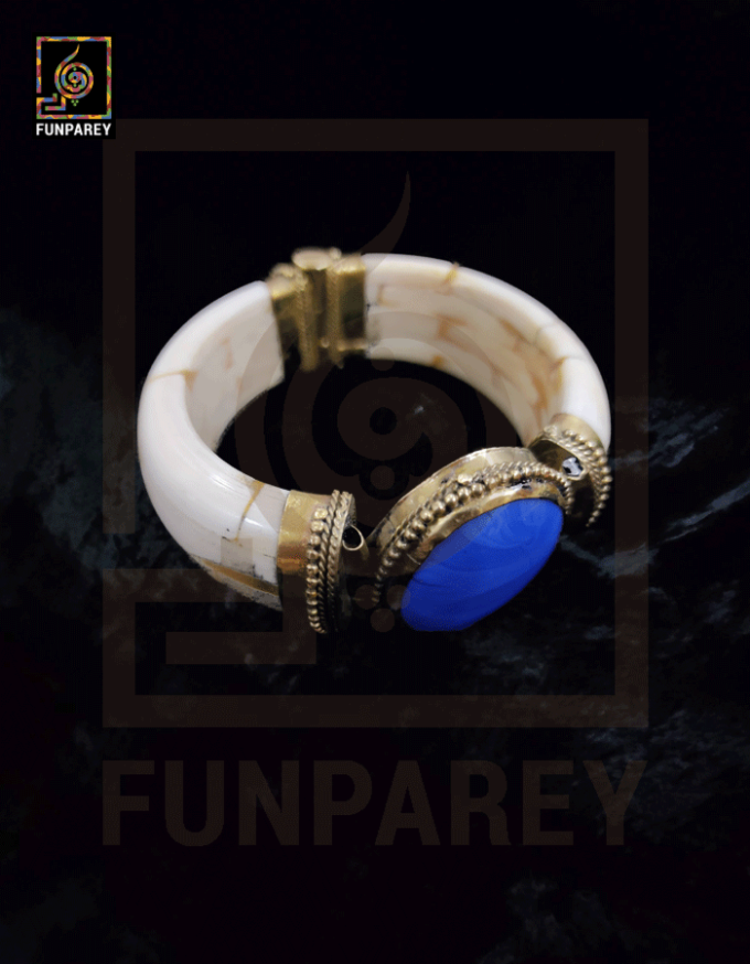 Ethnic Bracelet with Blue Agate Stone