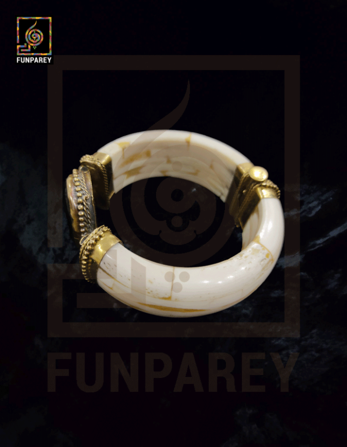 Ethnic Tribal Camel Bone Bracelet with Black Agate Stone - Image 16