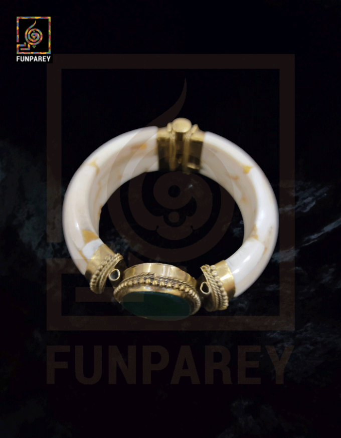 Ethnic Bracelet with Green Agate Stone - Image 9