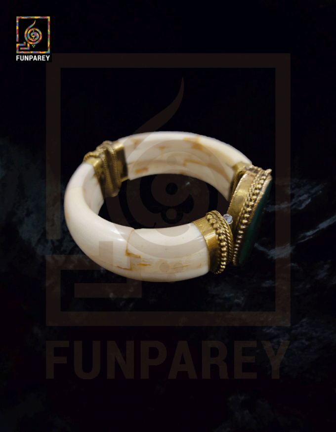 Ethnic Bracelet with Green Agate Stone - Image 4