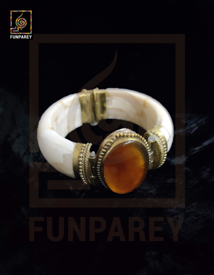 Ethnic Bracelet with Brown Agate Stone