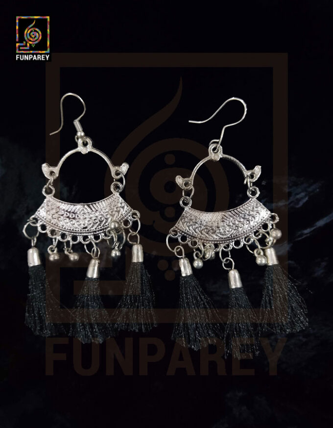 Ethnic Oxidized Metal Arch Earrings "Black Tussle"
