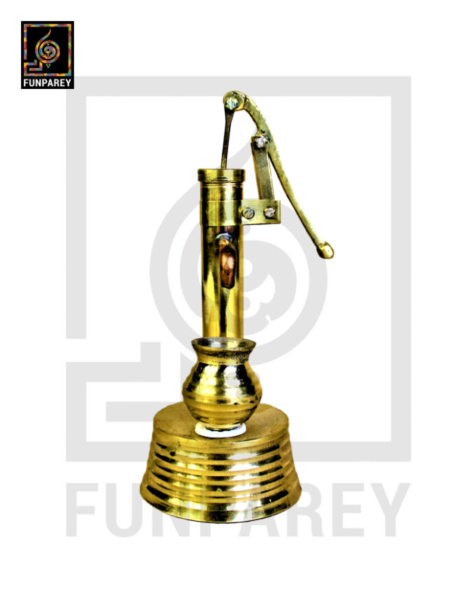 Handmade Brass Decorative Hand Pump (Small) - Image 3