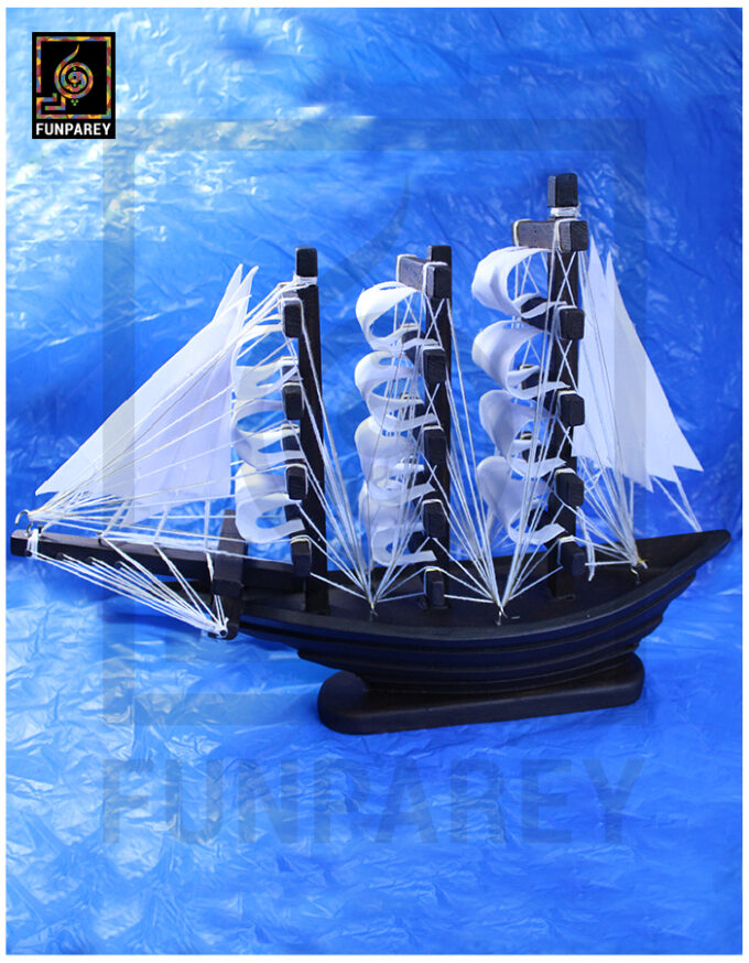 Handmade Wooden Sailing Ship Model (Medium) 18/13 - Image 4