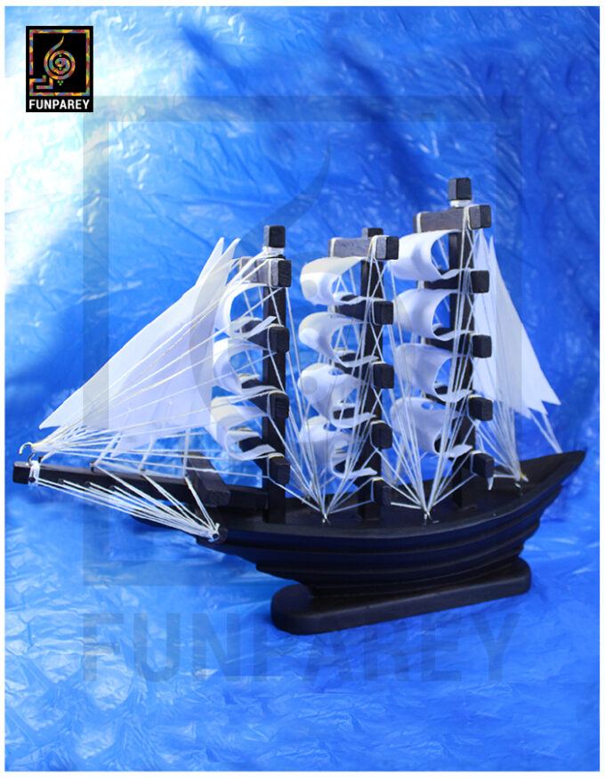 Handmade Wooden Sailing Ship Model (Medium) 18/13 - Image 5