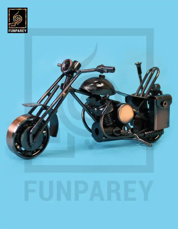 Retro Bike Desk Sculpture - Metallic Cruiser - Image 11