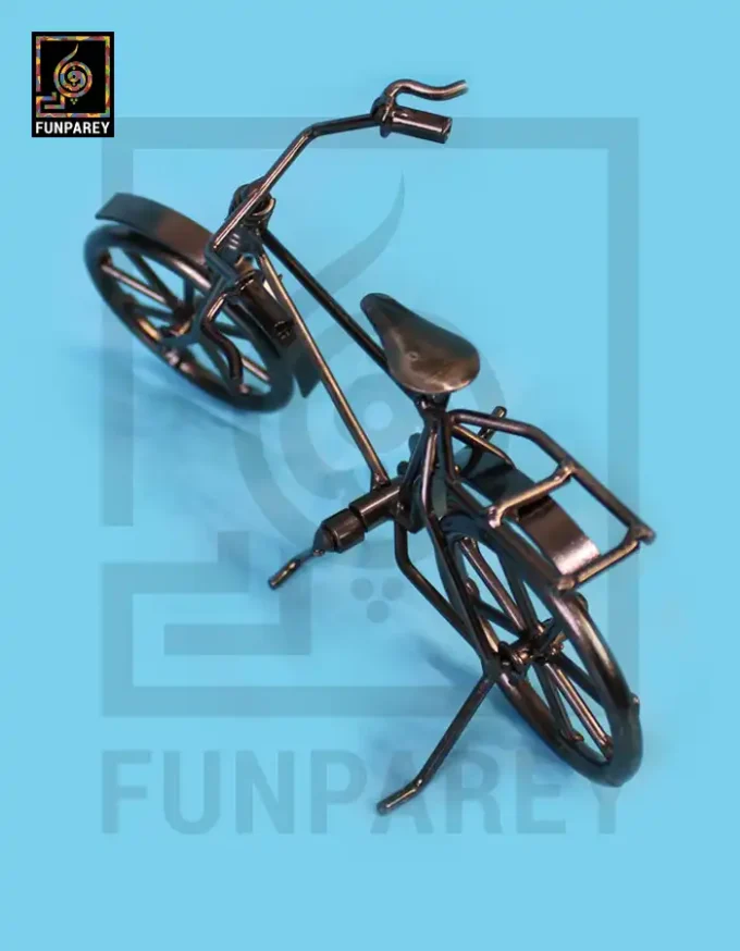 Retro Bike Desk Sculpture - Metallic Cycle - Image 6