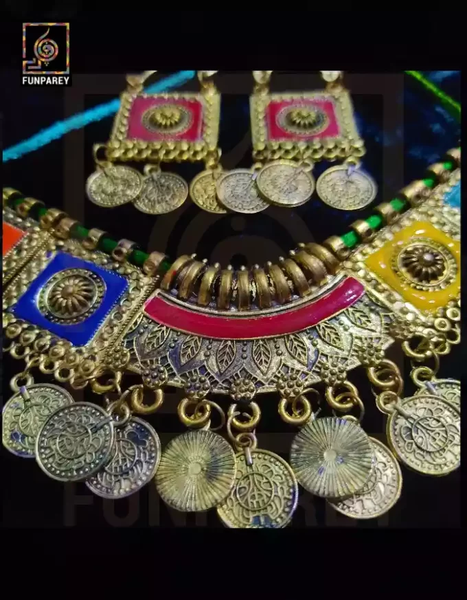 Oxidized Metal Jewelry Choker Set "Aurora Gold" - Image 6