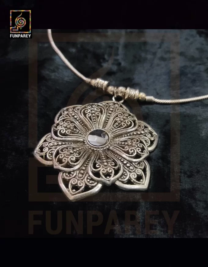 Oxidized Metal Jewelry Pendant "Floral"