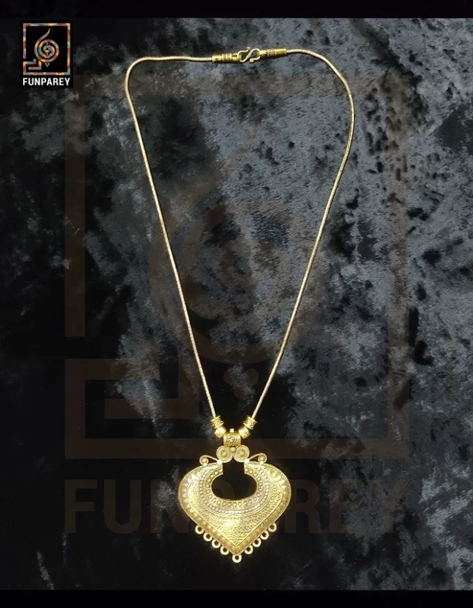 Oxidized Metal Jewelry Pendant "Hukum Auric" - Image 2