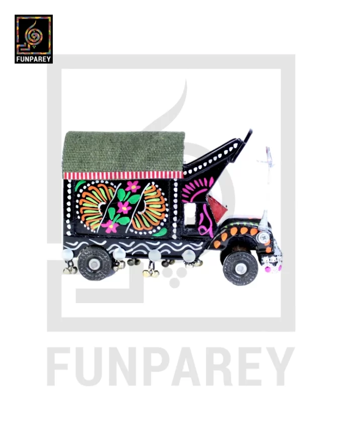 Handcrafted Premium Wooden Pakistani Traditional Truck Medium - Image 12