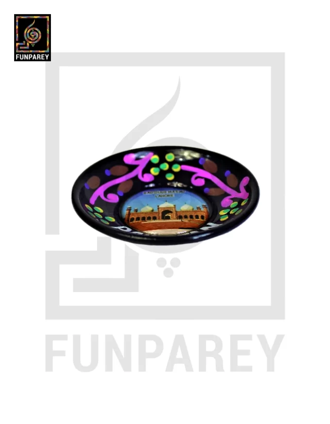Decorative Fridge Magnet Plate With Truck Art - Image 15
