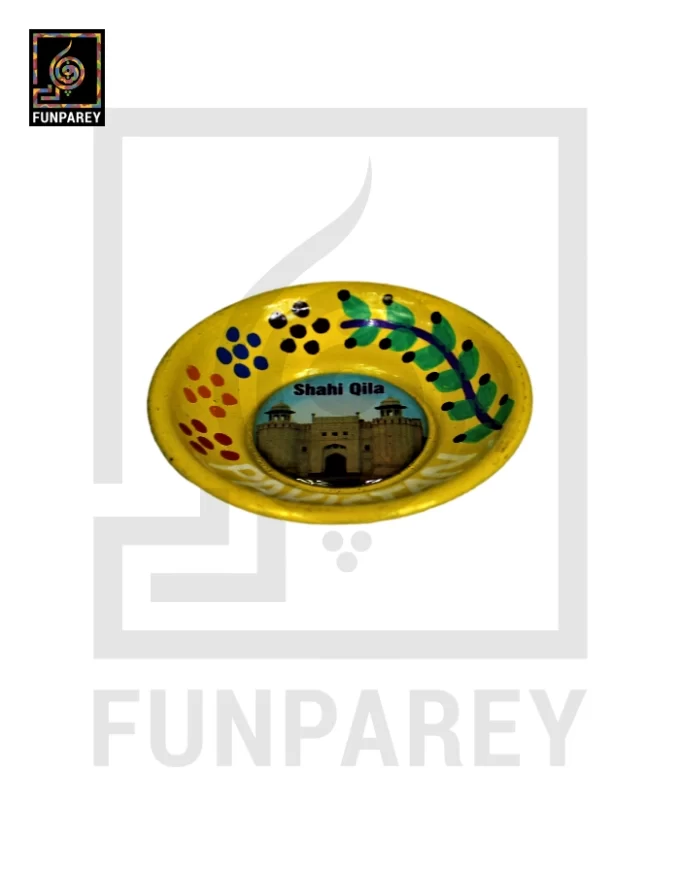 Decorative Fridge Magnet Plate With Truck Art - Image 8