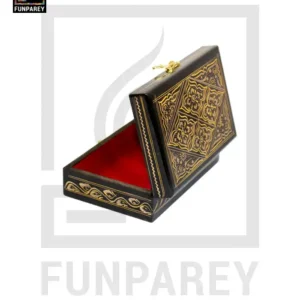 Jewelry Box With Nakshi Art - Golden 4/6