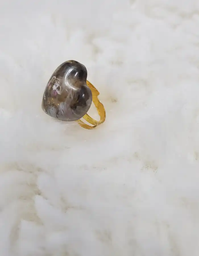 Heart Shapped Resin Ring - Vintage