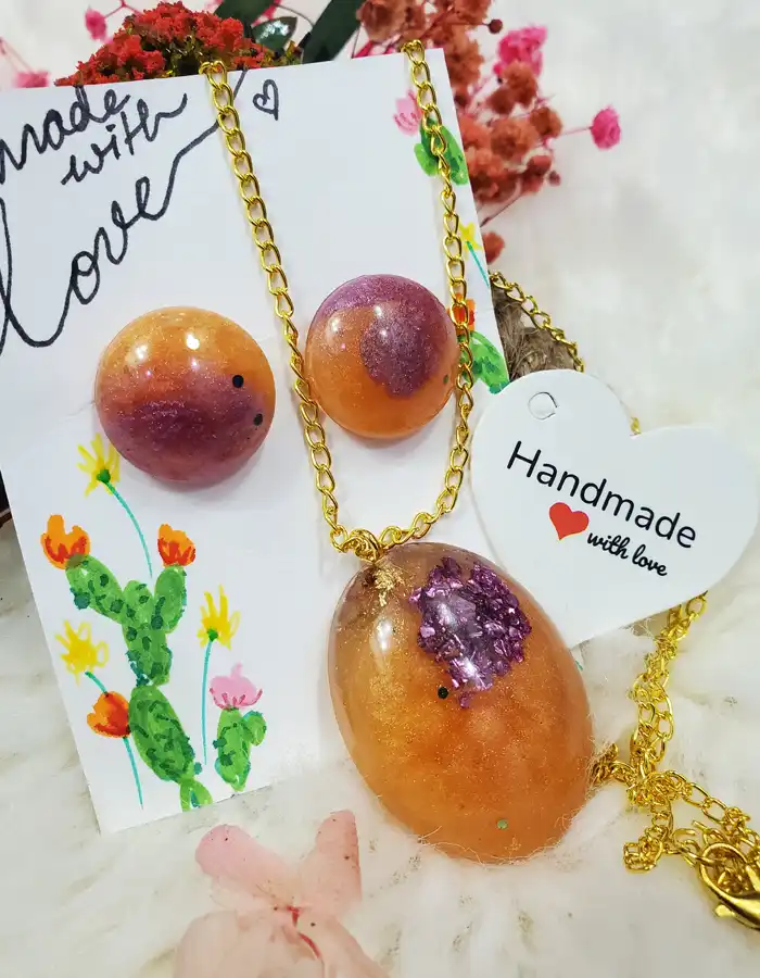 Resin Jewellery Set - Sparkly Pendant & Earrings