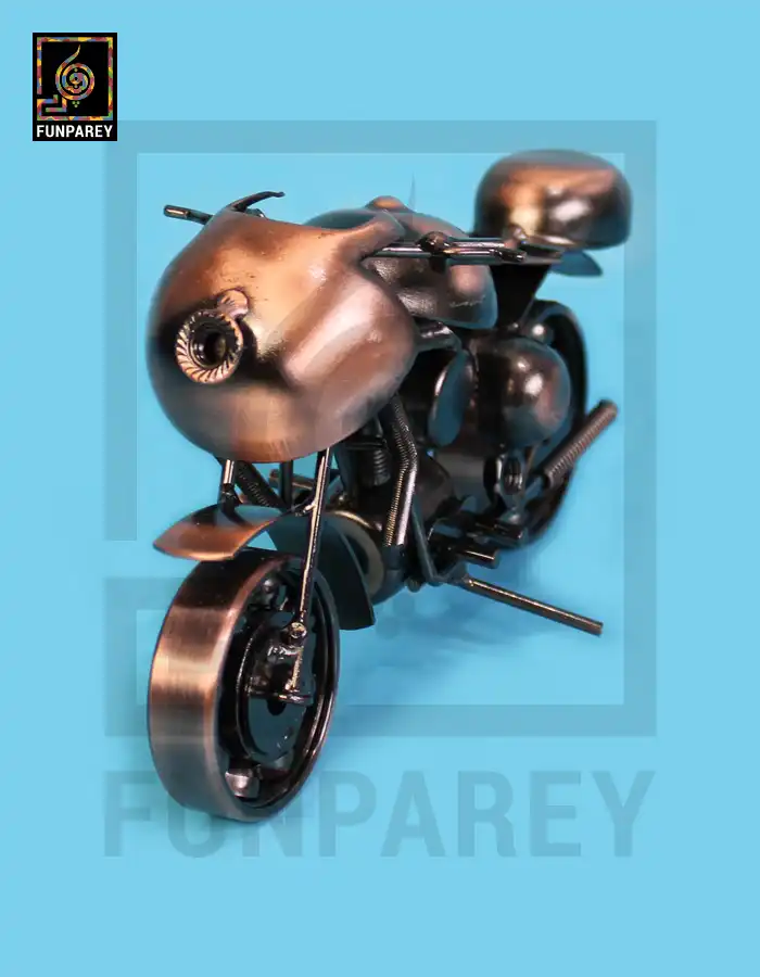 Retro Bike Desk Sculpture – Metallic Hyperbike